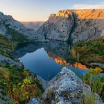 Rural Escape With Pool - Krka Villa Bristane