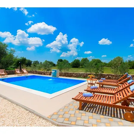 Rural Escape With Pool - Krka Villa *