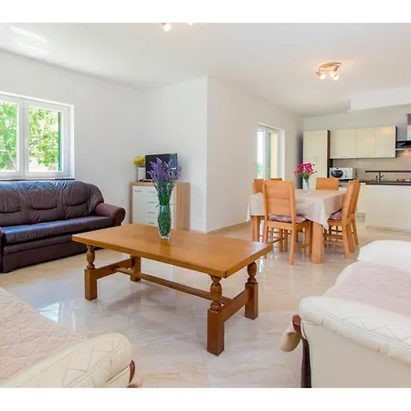 Villa Rural Escape With Pool - Krka Bristane