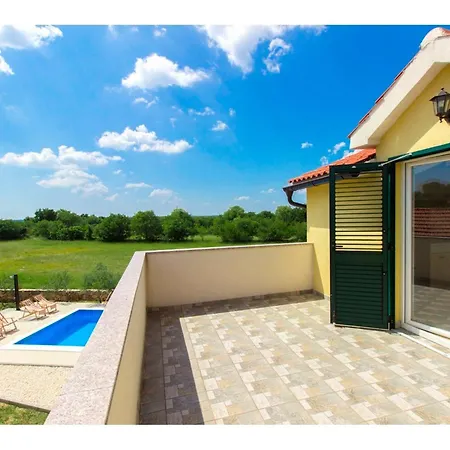 Rural Escape With Pool - Krka Villa Bristane