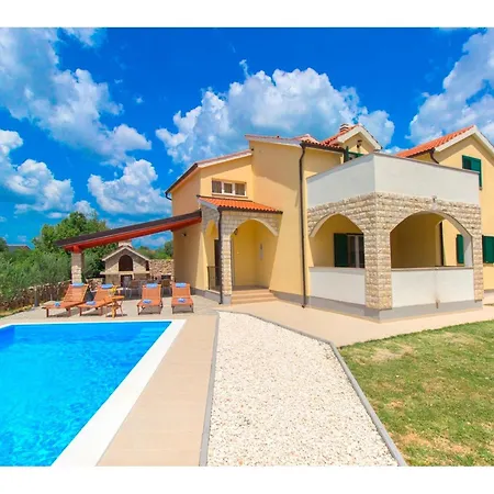 Rural Escape With Pool - Krka