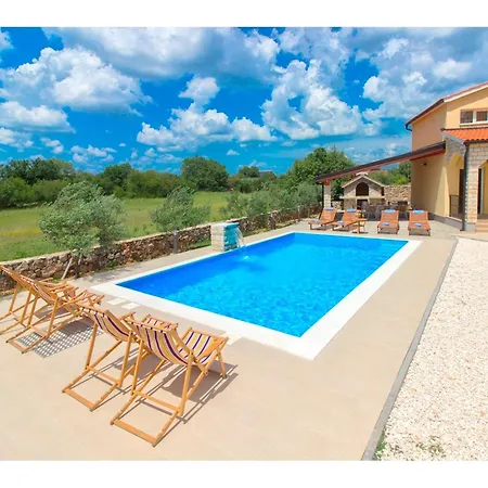 Rural Escape With Pool - Krka * Bristane