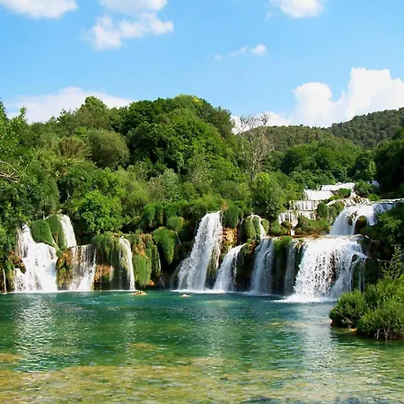 Rural Escape With Pool - Krka Villa *