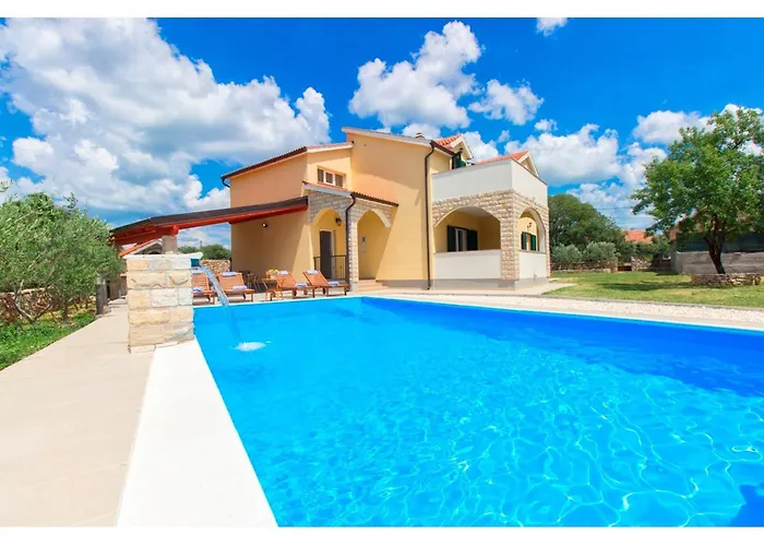 Rural Escape With Pool - Krka Villa *