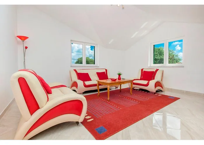 Rural Escape With Pool - Krka * Bristane