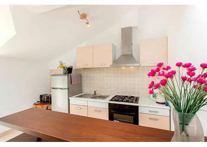 Rural Escape With Pool - Krka * Bristane